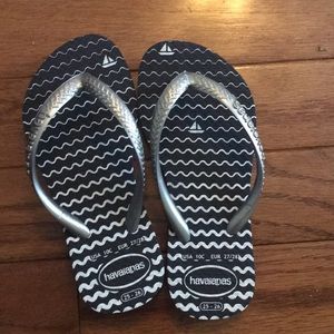 New great condition toddler girls sandal